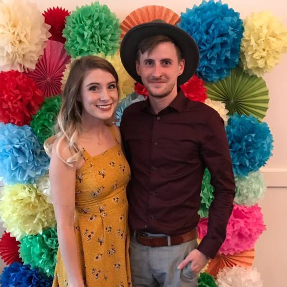 Meet your Posher, Carly - Picture 1 of 1